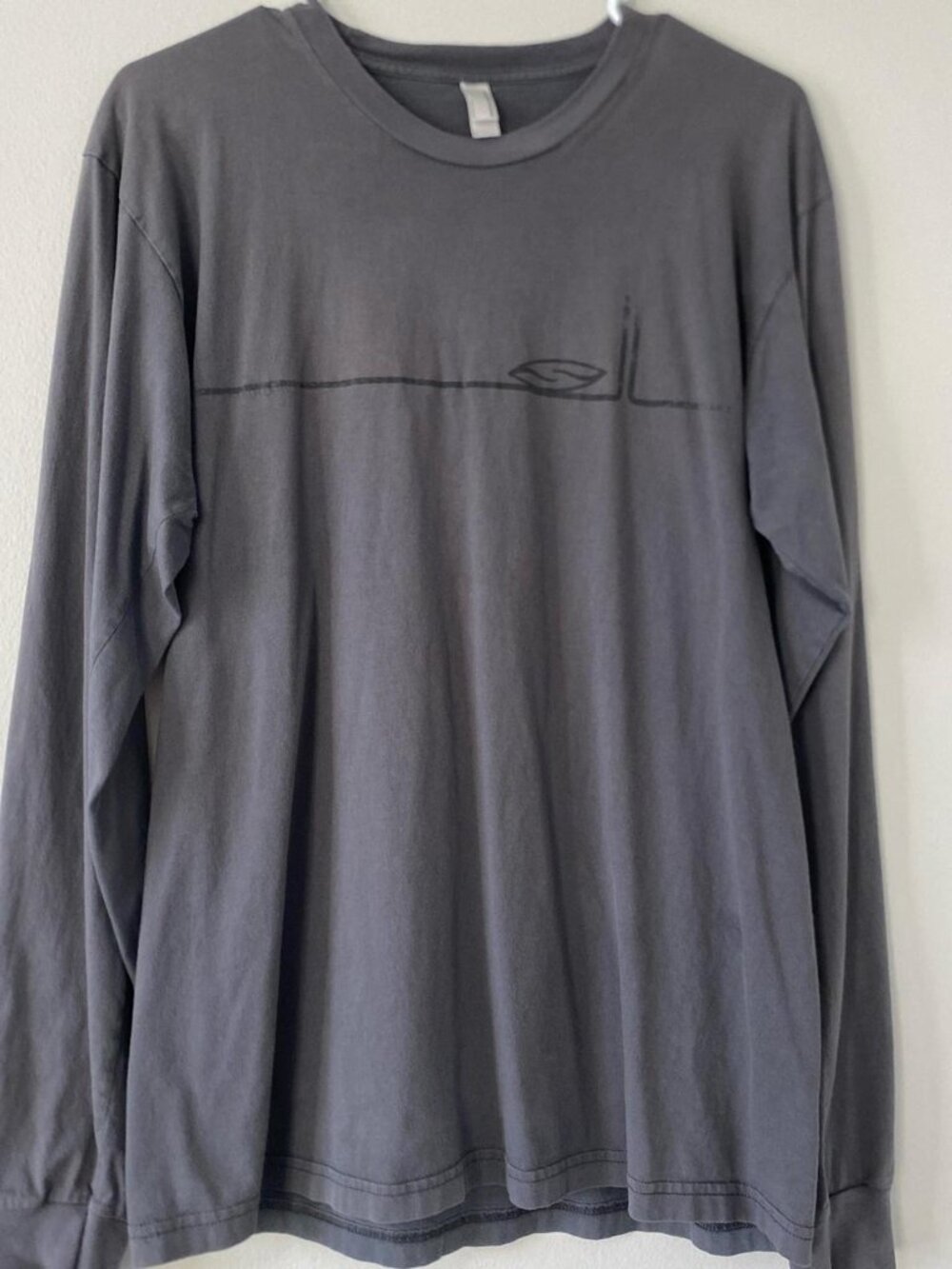 American Apparel Men's Grey and Black T-shirt